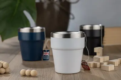 Kubek z recyklingowanej stali nierdzewnej MAKEL 300 ml