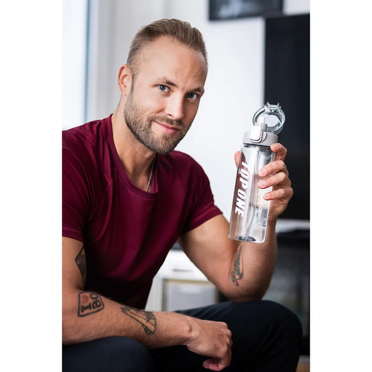Bidon ze słomką Amad 800 ml, szary