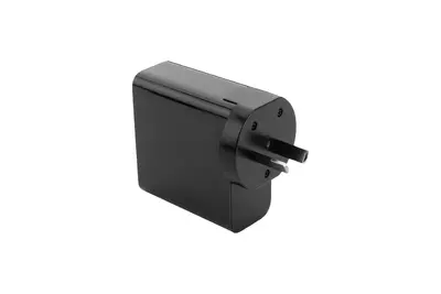Adapter podróżny BANIAS Schwarzwolf
